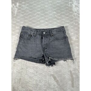 Levis 501 Shorts‎ Womens Button Fly Wash Black W28 Fits 29/30 2 Inch Shorts